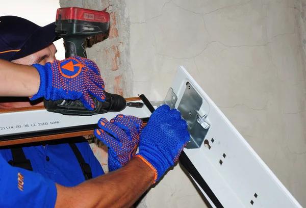 Emergency Garage Door Repair: What to Do When It Suddenly Fails