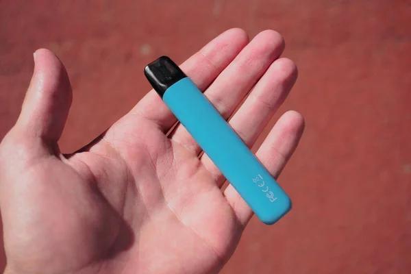 Edibles vs Smoking or Vaping How the Body Processes Cannabis Differently