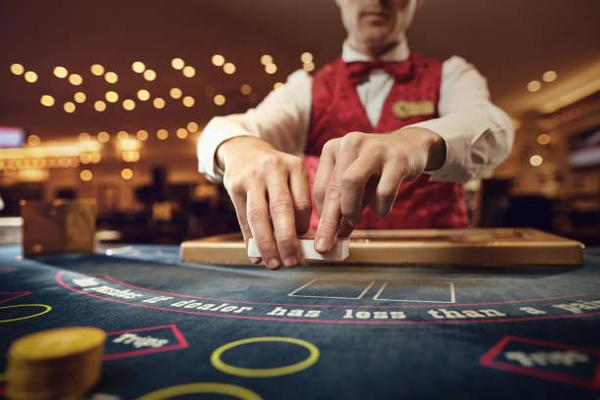 Online Casinos in UAE: What Should You Know About Blackjack Rule Variations?